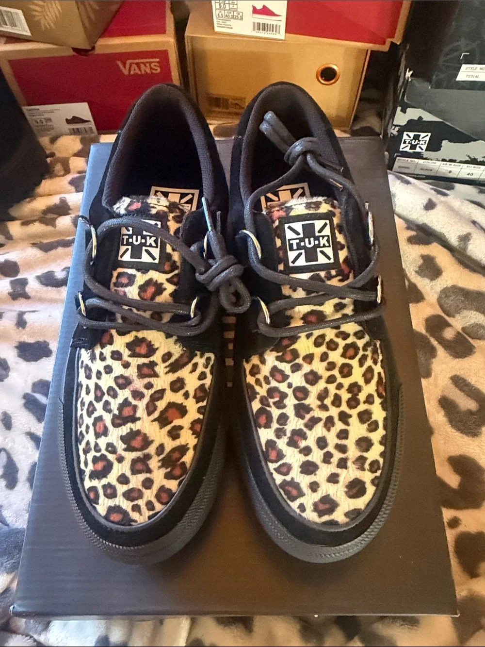 T.U.K. A3137 Leopard Suede Platform Creeper Sneakers Women’s 9